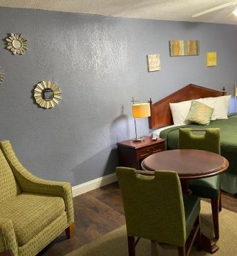 Delux Inn 2