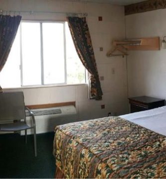 Downey Inn Luxury Suites 7