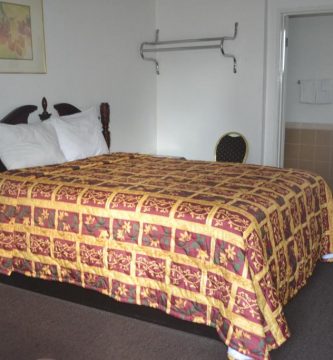 Searle Motel 3
