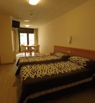 Somriu Hotel City M28 2
