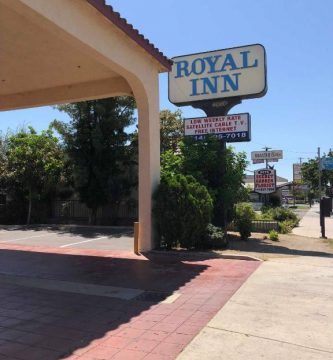 Royal Inn Motel Cypress 9