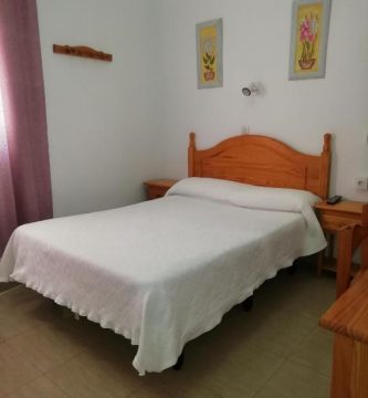 Hostal Sierpes 8