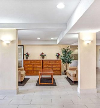 Monte Carlo Inn Houston 10